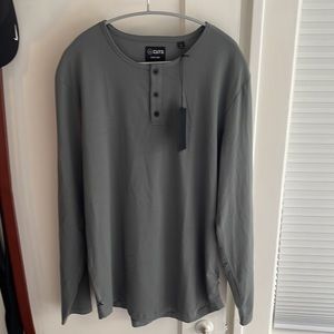 Cuts Curve-Hem long sleeve Henley. Sage grey, XL.